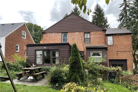 23703 E Baintree Road Beachwood OH 44122