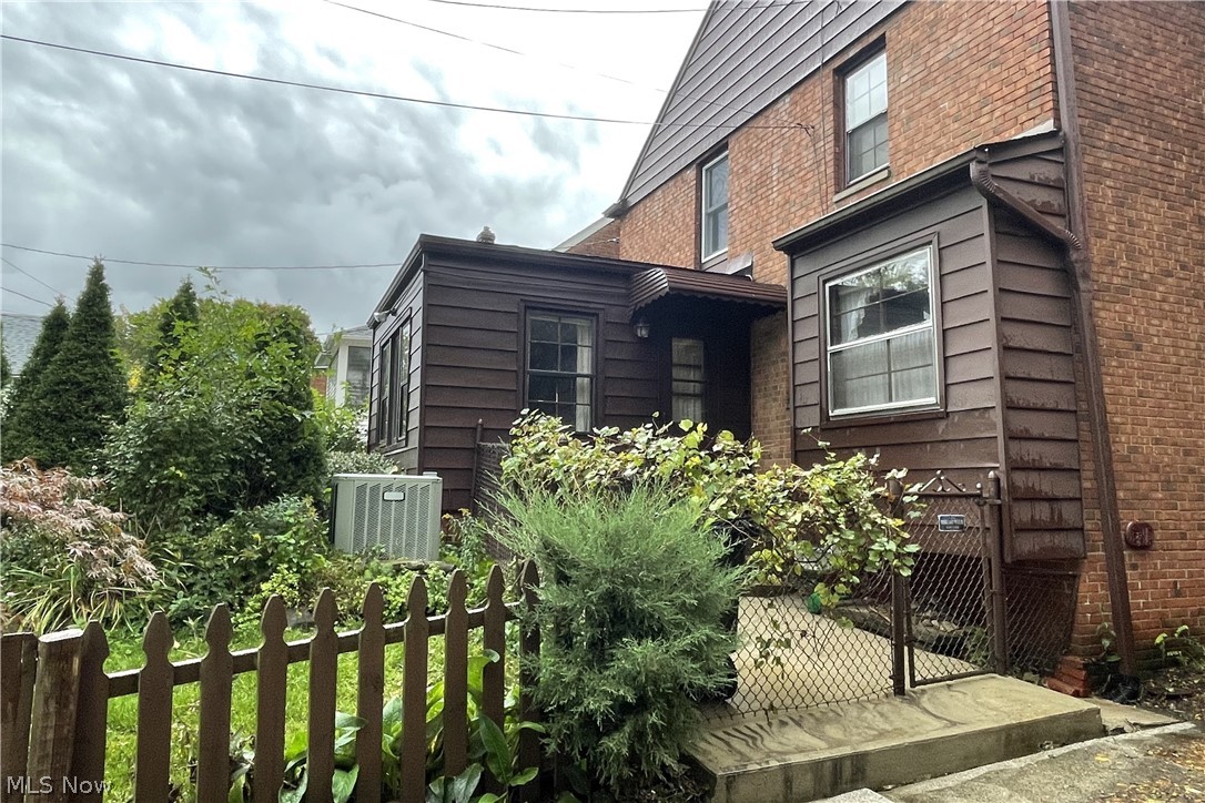 23703 E Baintree Road Beachwood OH 44122