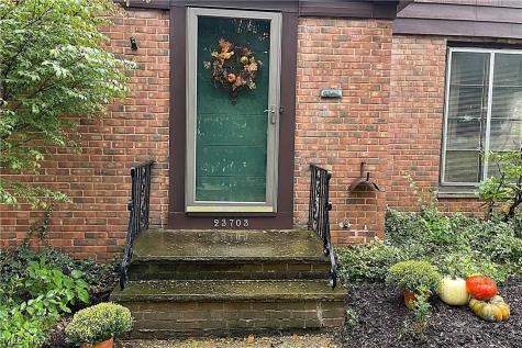 23703 E Baintree Road Beachwood OH 44122