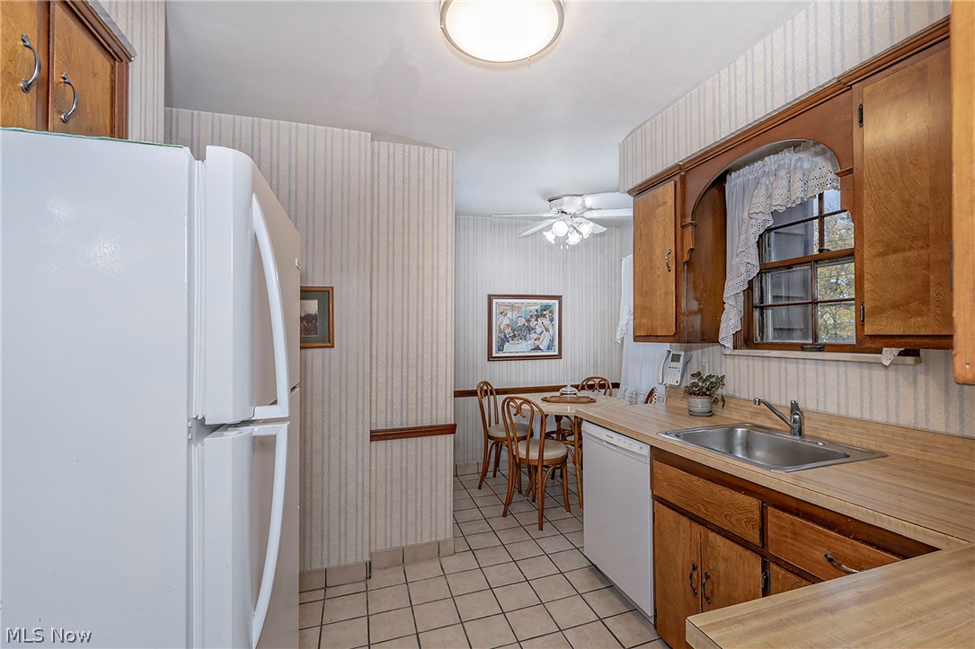 23703 E Baintree Road Beachwood OH 44122