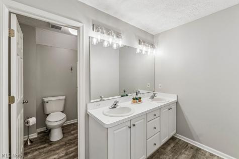 33617 St Francis Drive Avon OH 44011