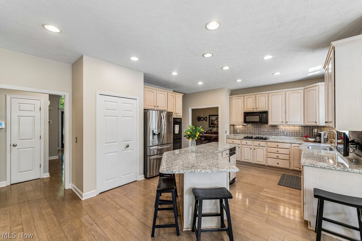 33617 St Francis Drive Avon OH 44011