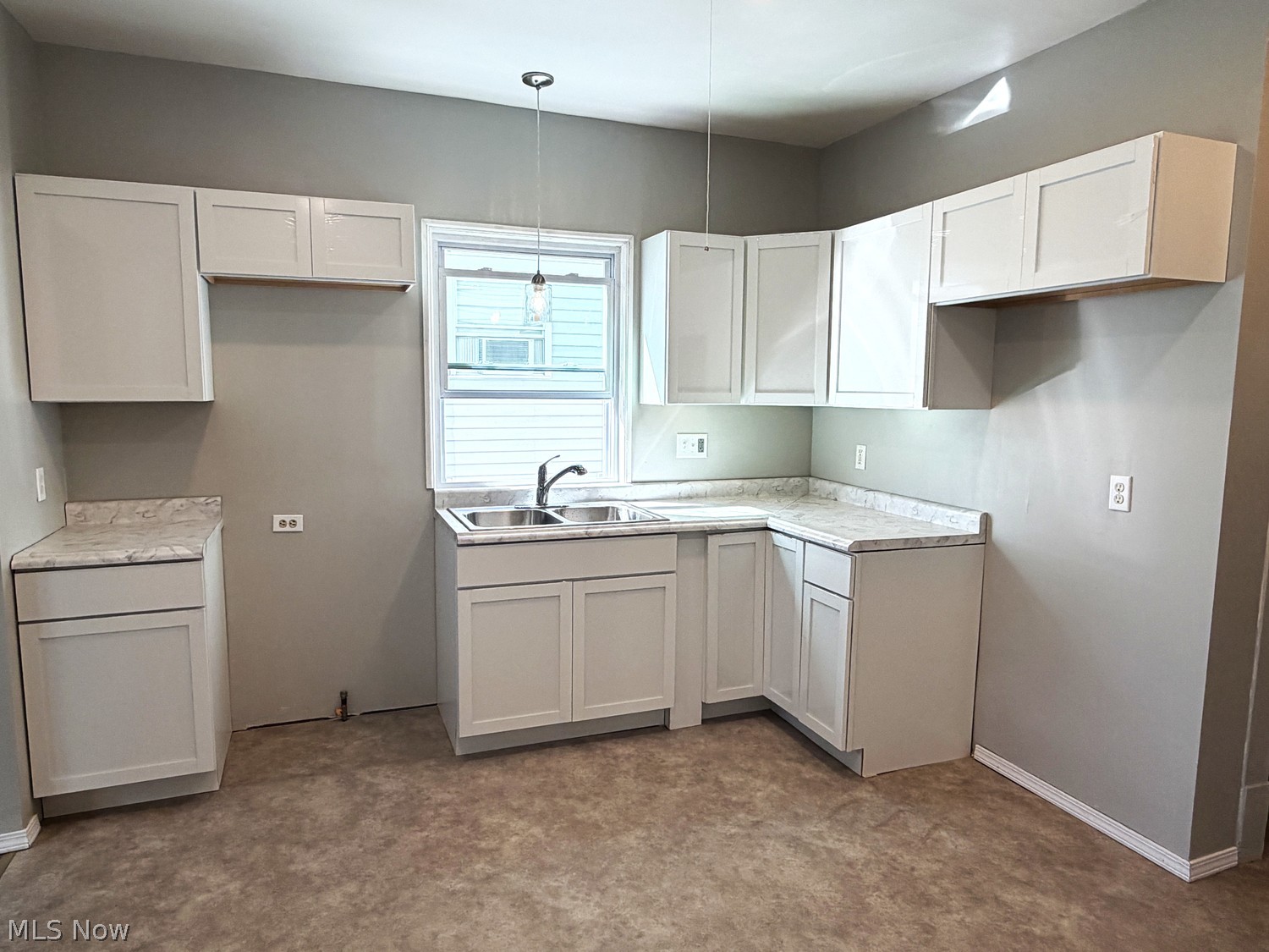 1809 Clover Avenue Cleveland OH 44109