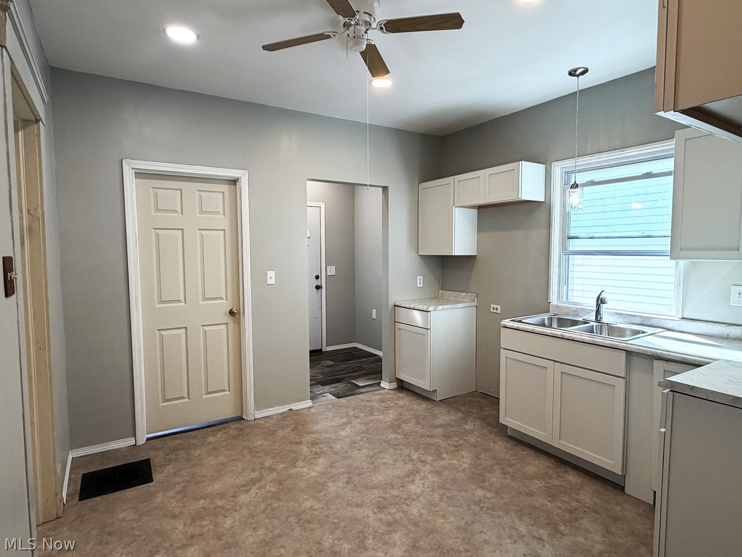 1809 Clover Avenue Cleveland OH 44109