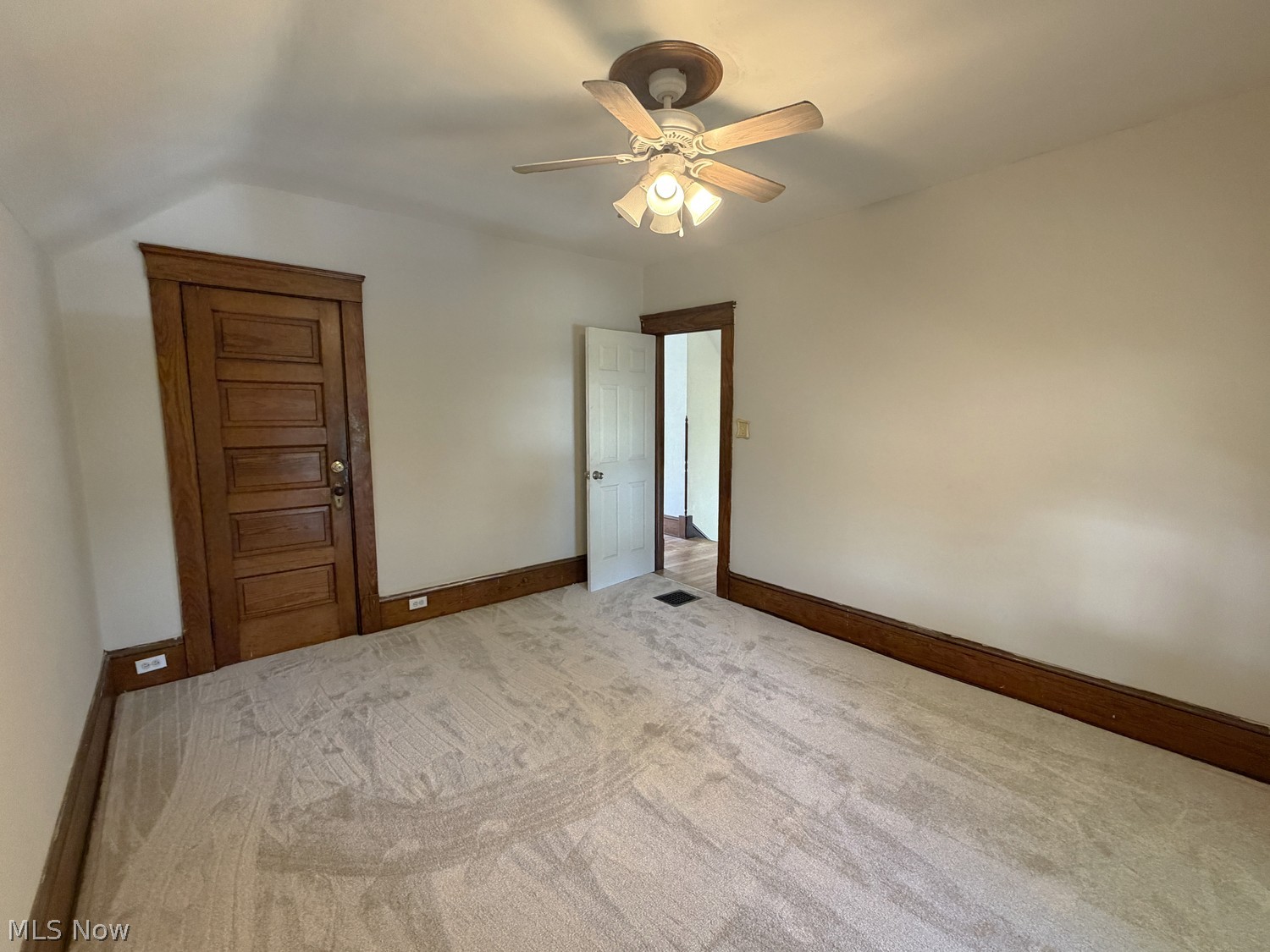 1809 Clover Avenue Cleveland OH 44109