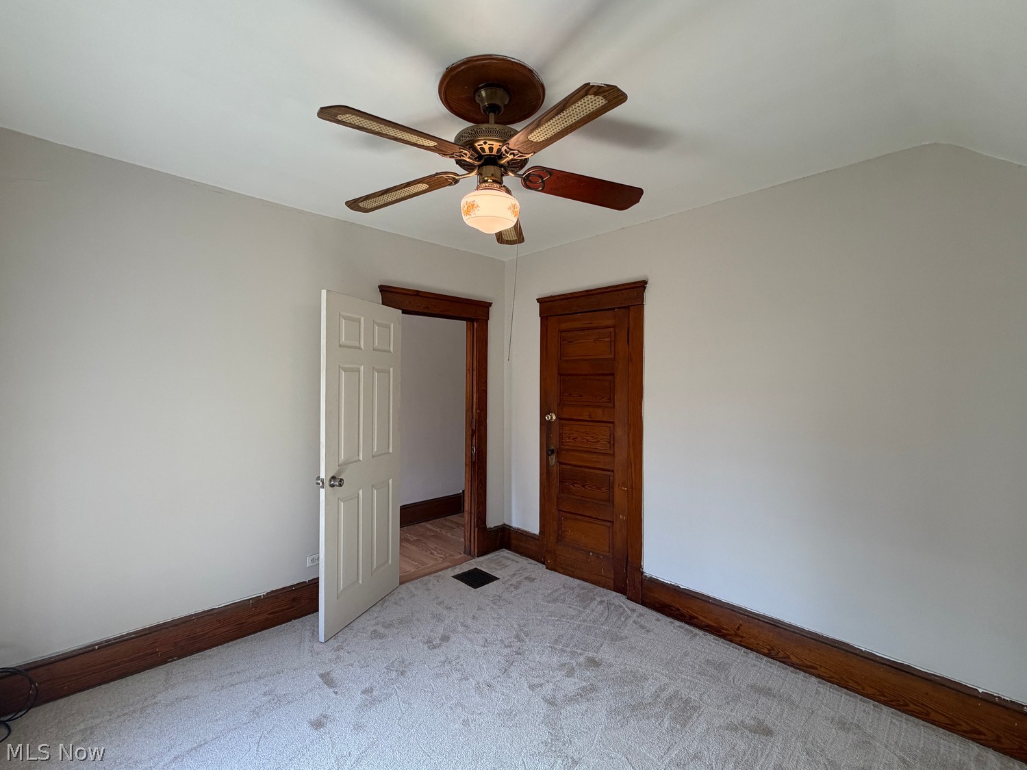 1809 Clover Avenue Cleveland OH 44109
