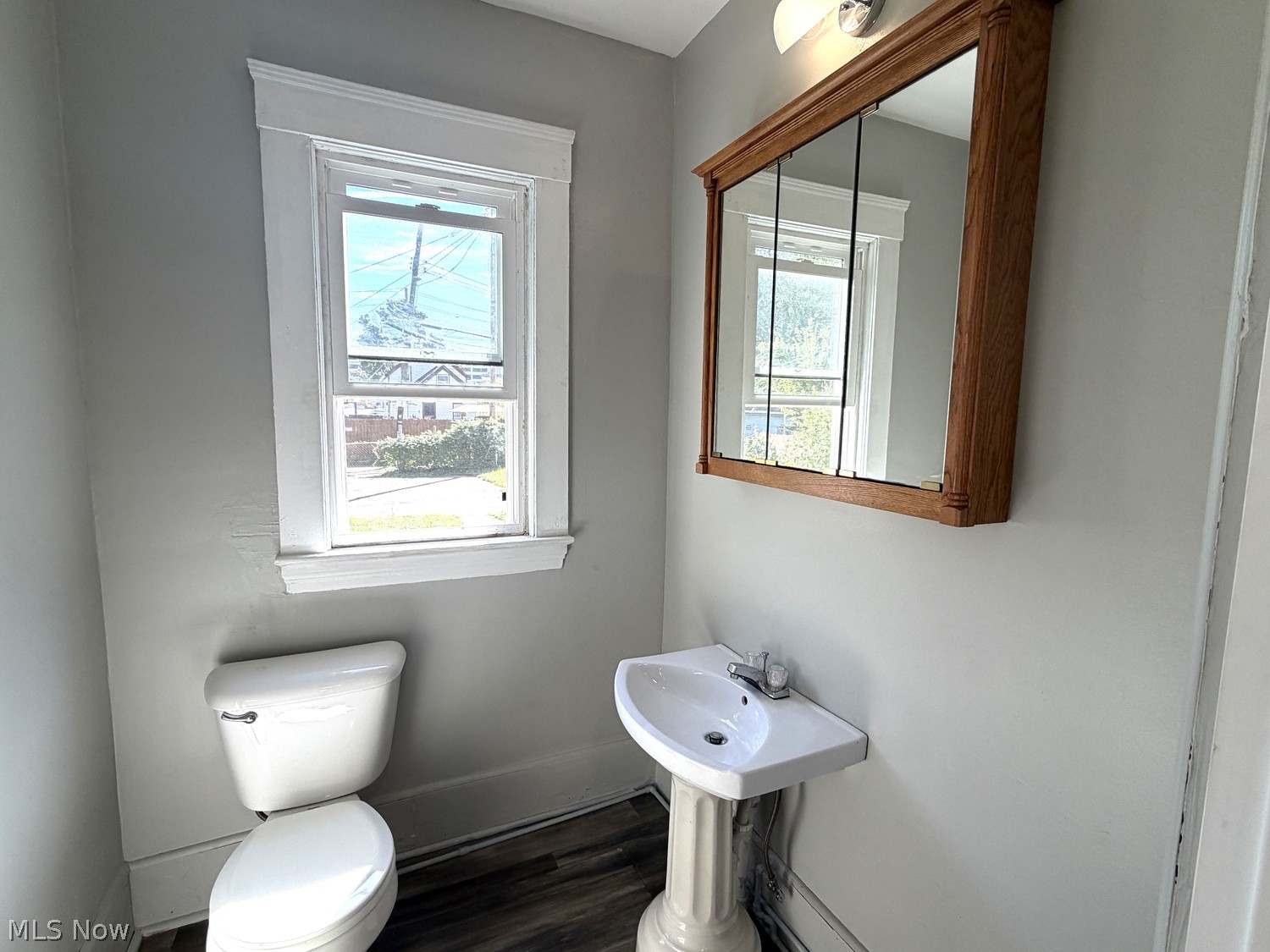 1809 Clover Avenue Cleveland OH 44109
