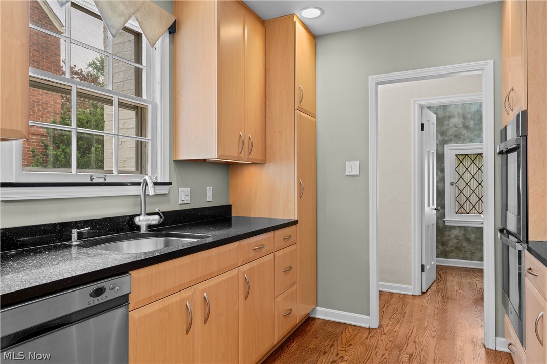 3727 Meadowbrook Boulevard University Heights OH 44118