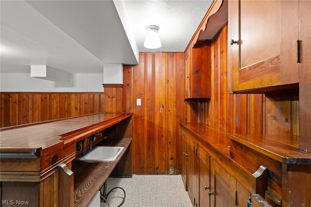 3727 Meadowbrook Boulevard University Heights OH 44118