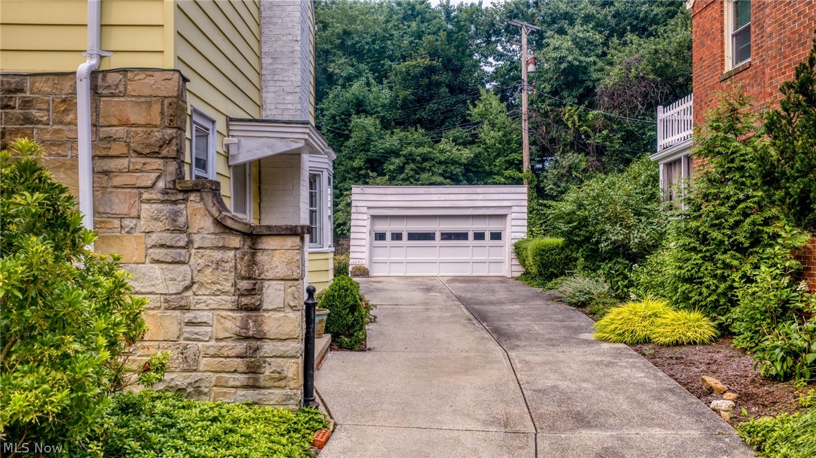 3727 Meadowbrook Boulevard University Heights OH 44118