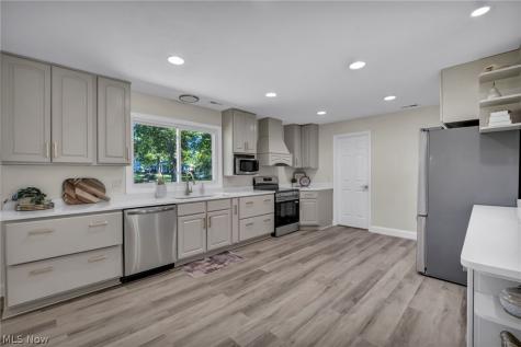 9794 Meldon Drive Streetsboro OH 44241