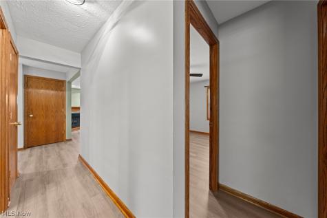 4690 W 11th Street Cleveland OH 44109
