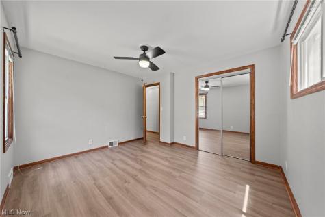 4690 W 11th Street Cleveland OH 44109