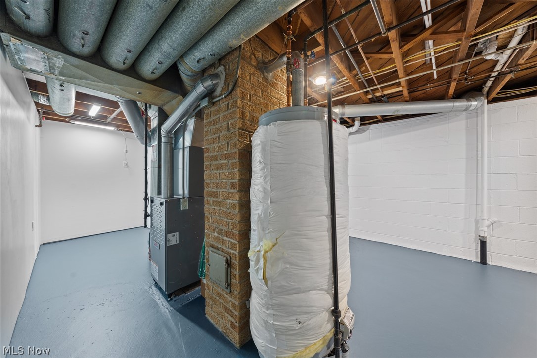 4690 W 11th Street Cleveland OH 44109