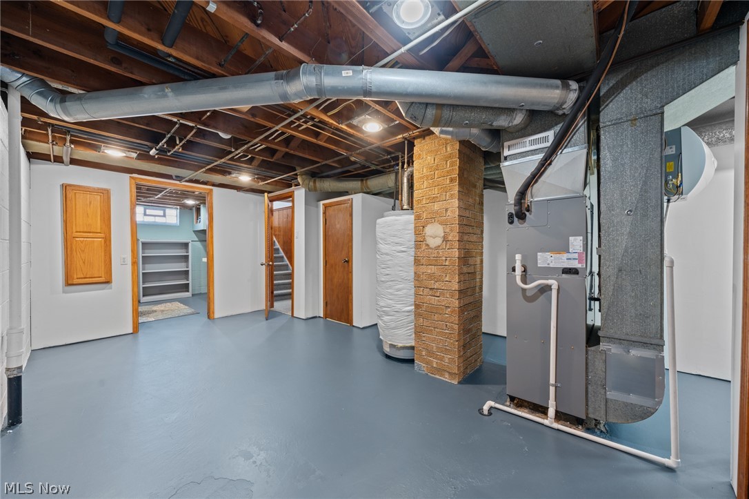 4690 W 11th Street Cleveland OH 44109