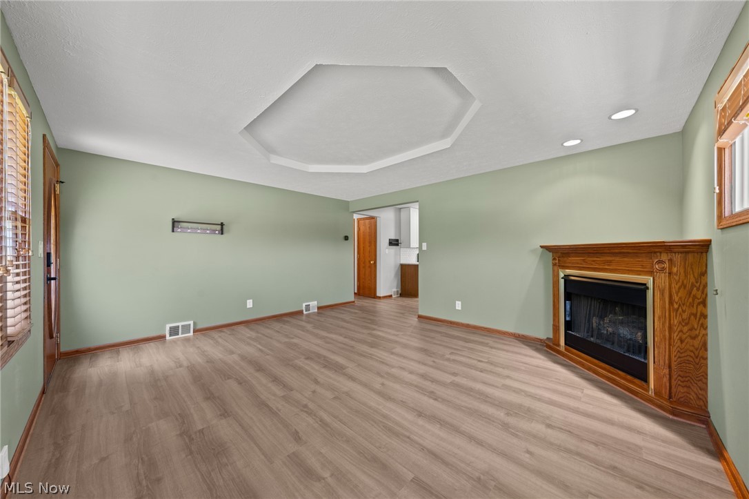 4690 W 11th Street Cleveland OH 44109