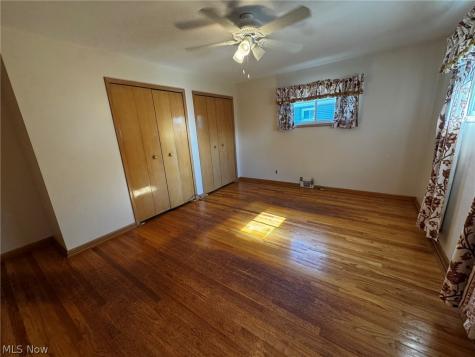 1708 Roselawn Road Mayfield Heights OH 44124