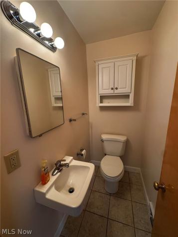 1708 Roselawn Road Mayfield Heights OH 44124
