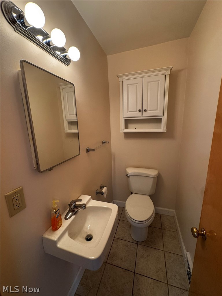 1708 Roselawn Road Mayfield Heights OH 44124