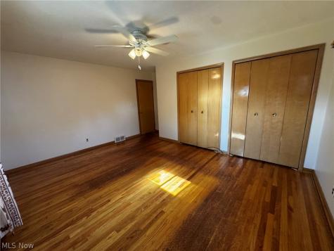 1708 Roselawn Road Mayfield Heights OH 44124