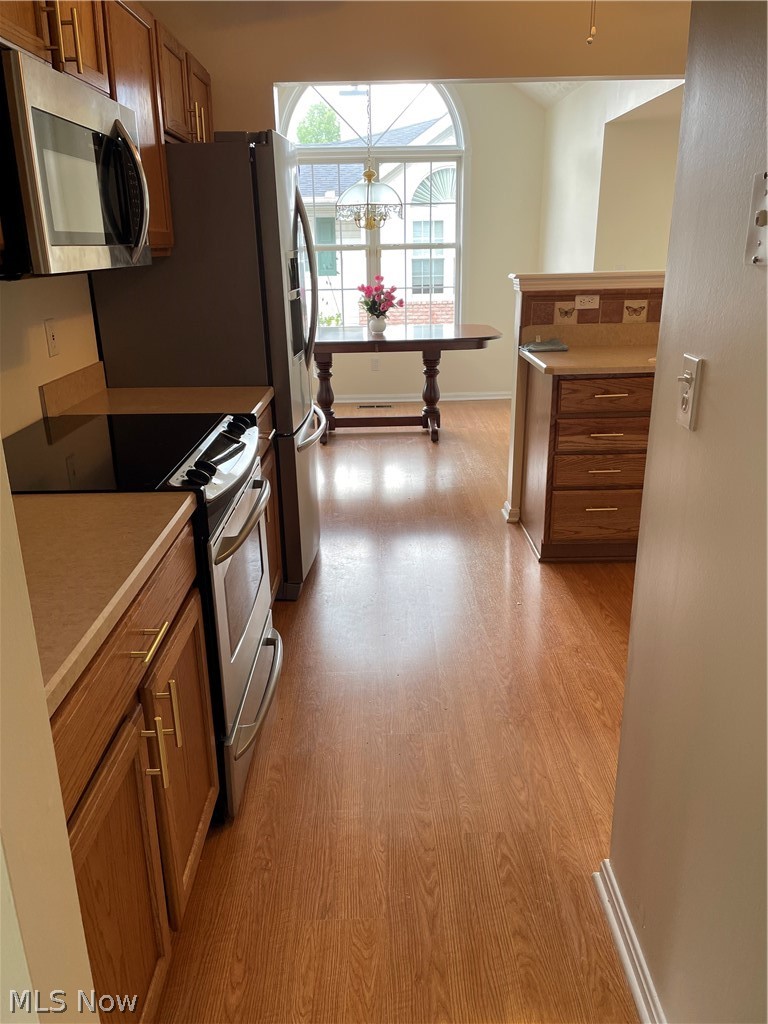 18511 Woodhaven Drive Strongsville OH 44149