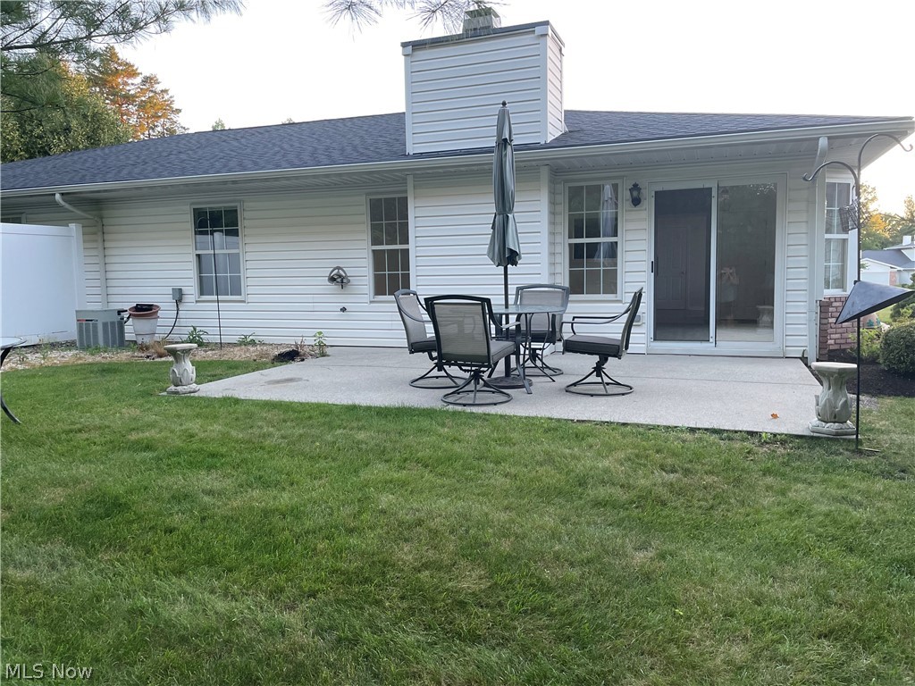 18511 Woodhaven Drive Strongsville OH 44149