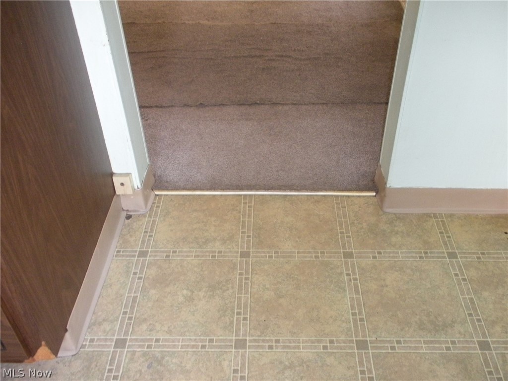 12503 Carrington Avenue Cleveland OH 44135