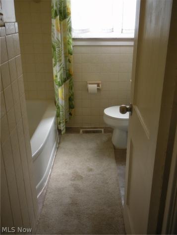 12503 Carrington Avenue Cleveland OH 44135