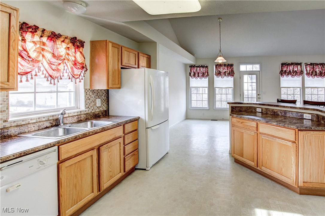 6308 Richmond Road Oakwood Village OH 44146