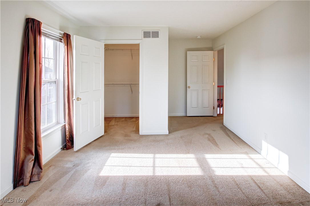 6308 Richmond Road Oakwood Village OH 44146