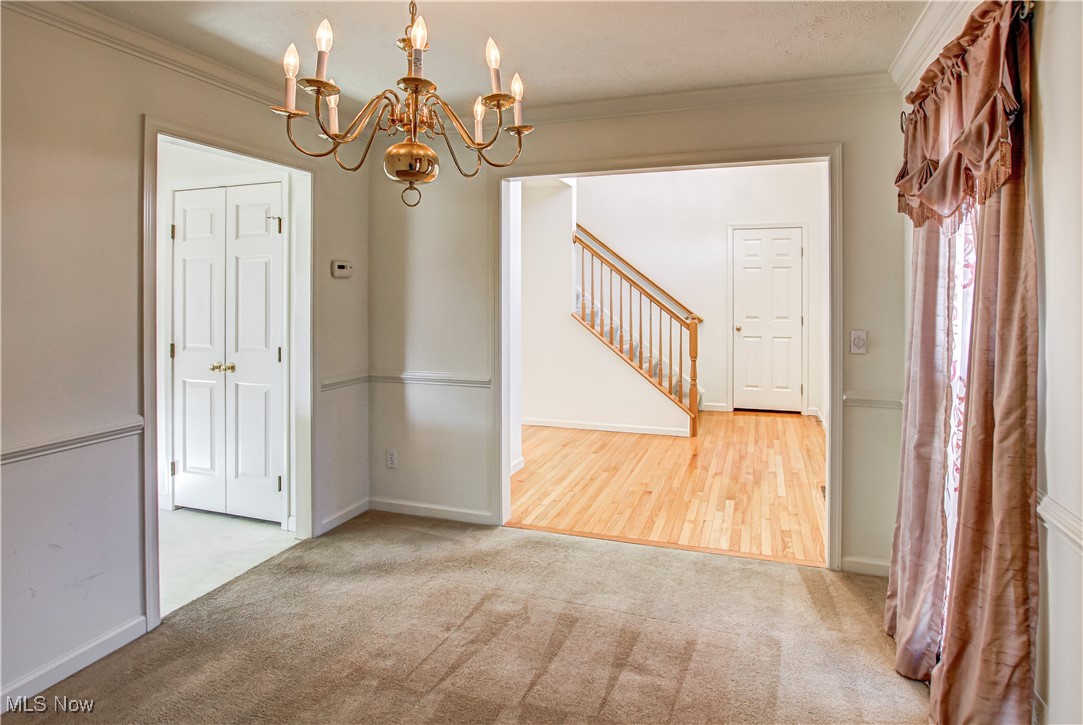 6308 Richmond Road Oakwood Village OH 44146