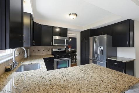 3890 Bethany Road Cleveland OH 44118