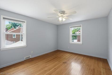 3890 Bethany Road Cleveland OH 44118