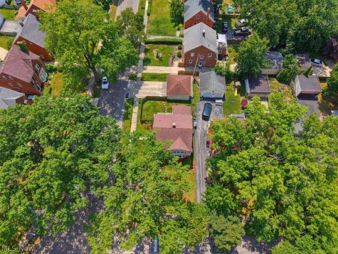 3890 Bethany Road Cleveland OH 44118