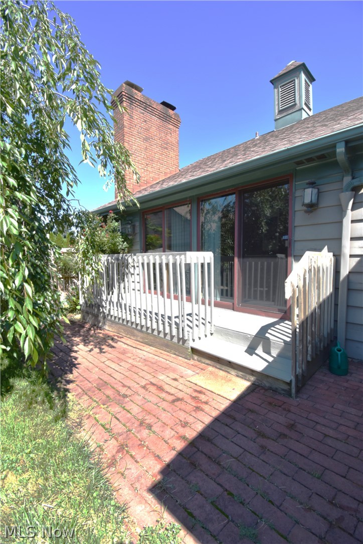 7134 Pine Grove Drive Hubbard OH 44425