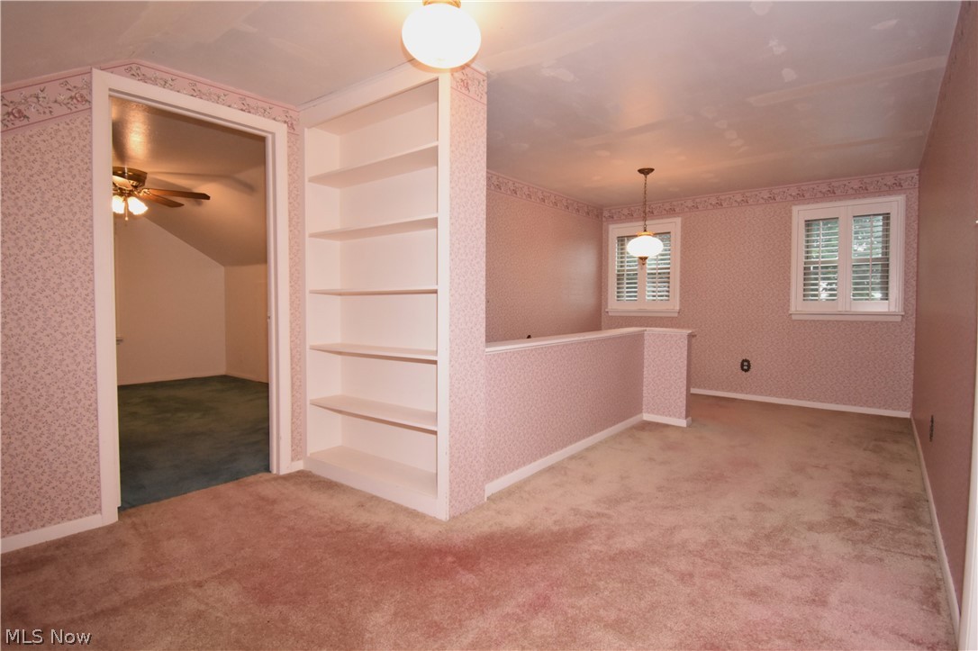 7134 Pine Grove Drive Hubbard OH 44425