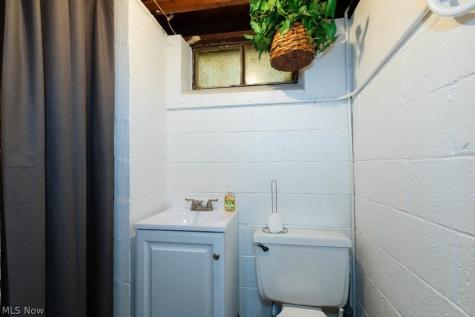 4507 Kenmore Avenue Parma OH 44134