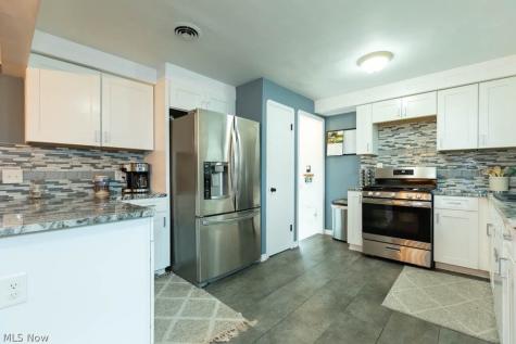 4507 Kenmore Avenue Parma OH 44134