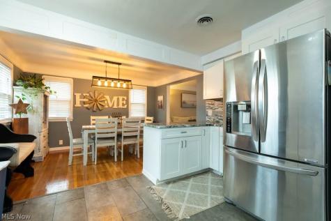 4507 Kenmore Avenue Parma OH 44134