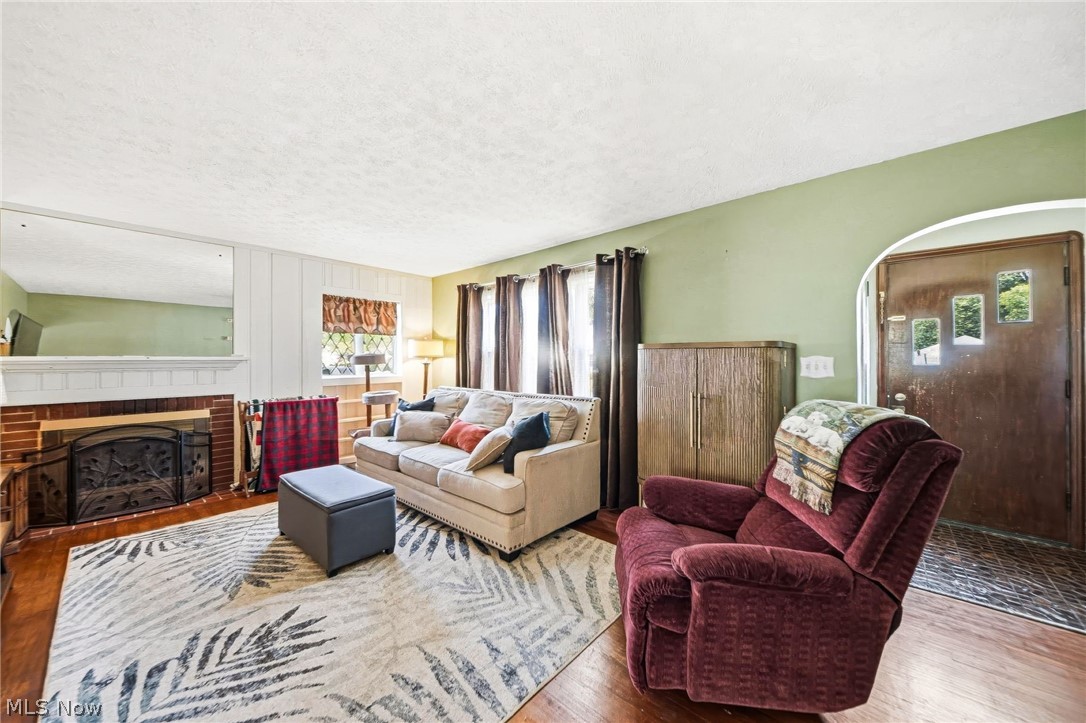 172 Brandtson Avenue Elyria OH 44035