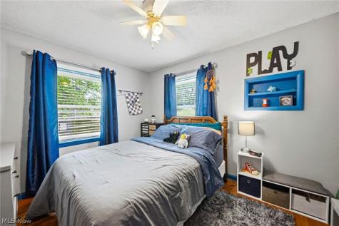 172 Brandtson Avenue Elyria OH 44035