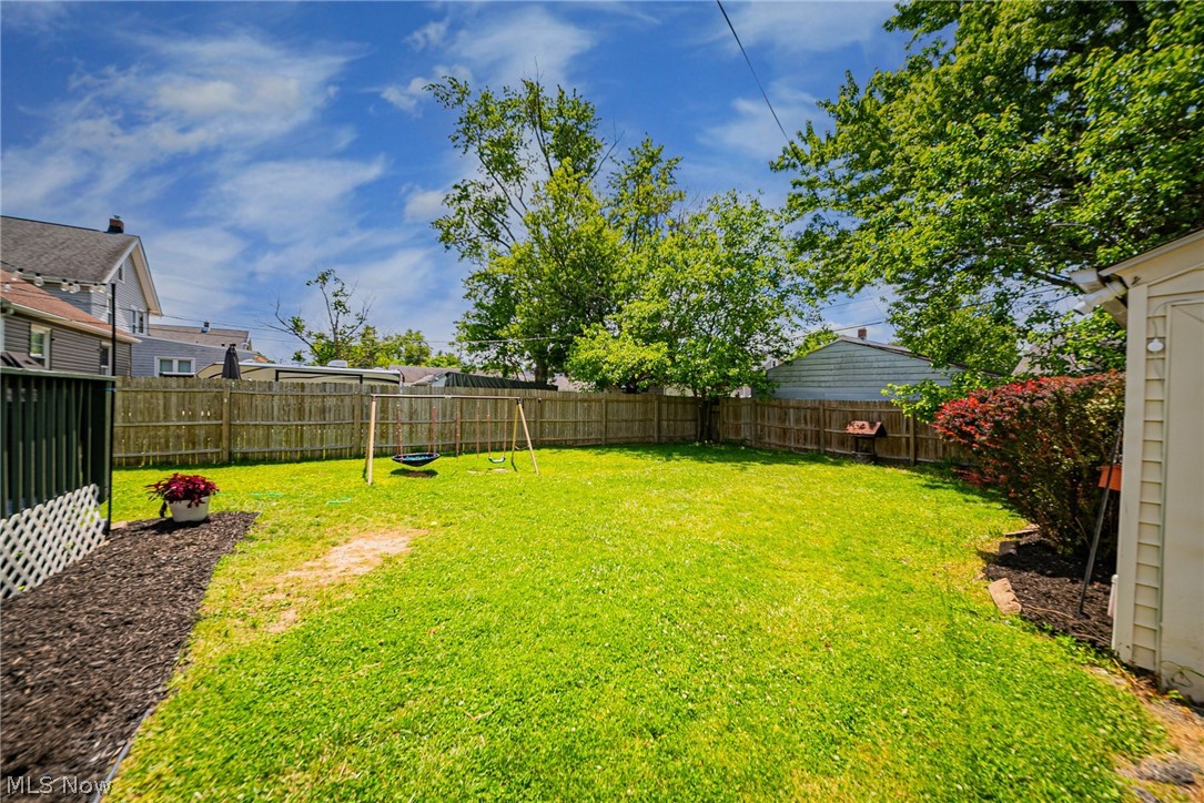 172 Brandtson Avenue Elyria OH 44035