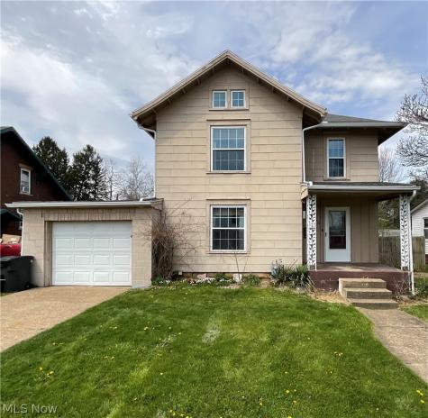 130 1ST Street Newcomerstown OH 43832