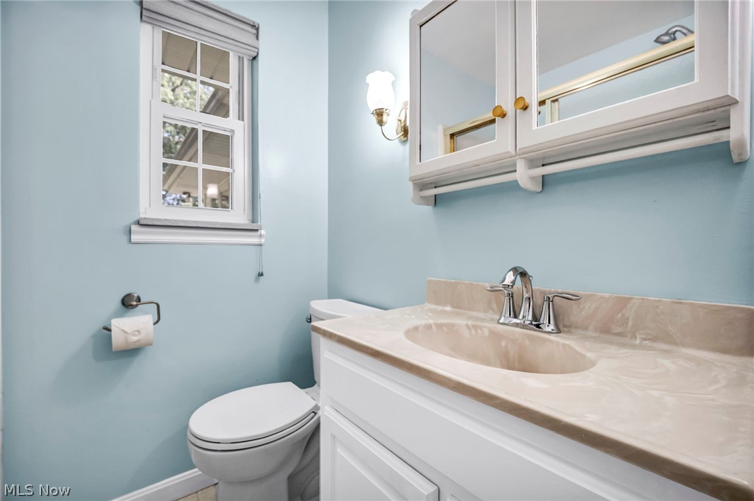 4827 Maple Street Willoughby OH 44094