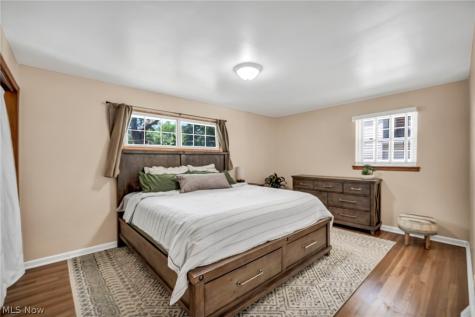 4827 Maple Street Willoughby OH 44094