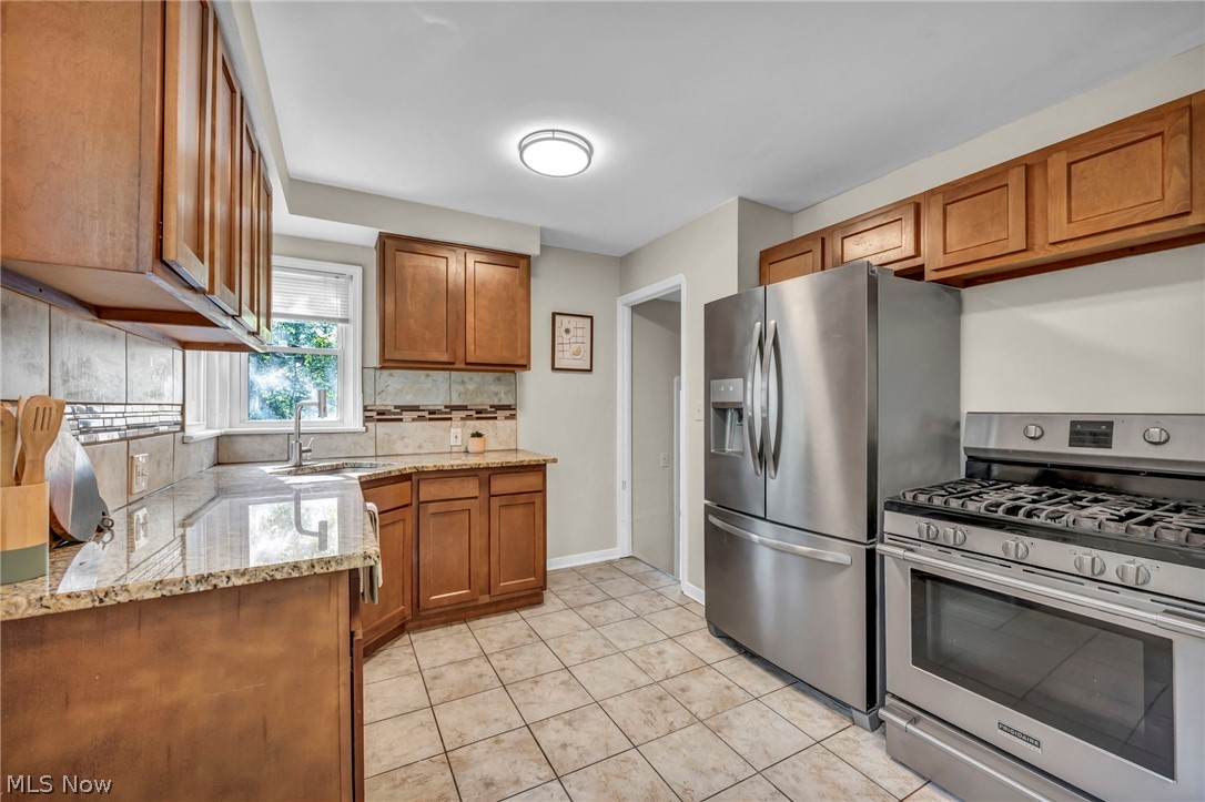 60 Greencroft Road Bedford OH 44146