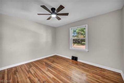 60 Greencroft Road Bedford OH 44146