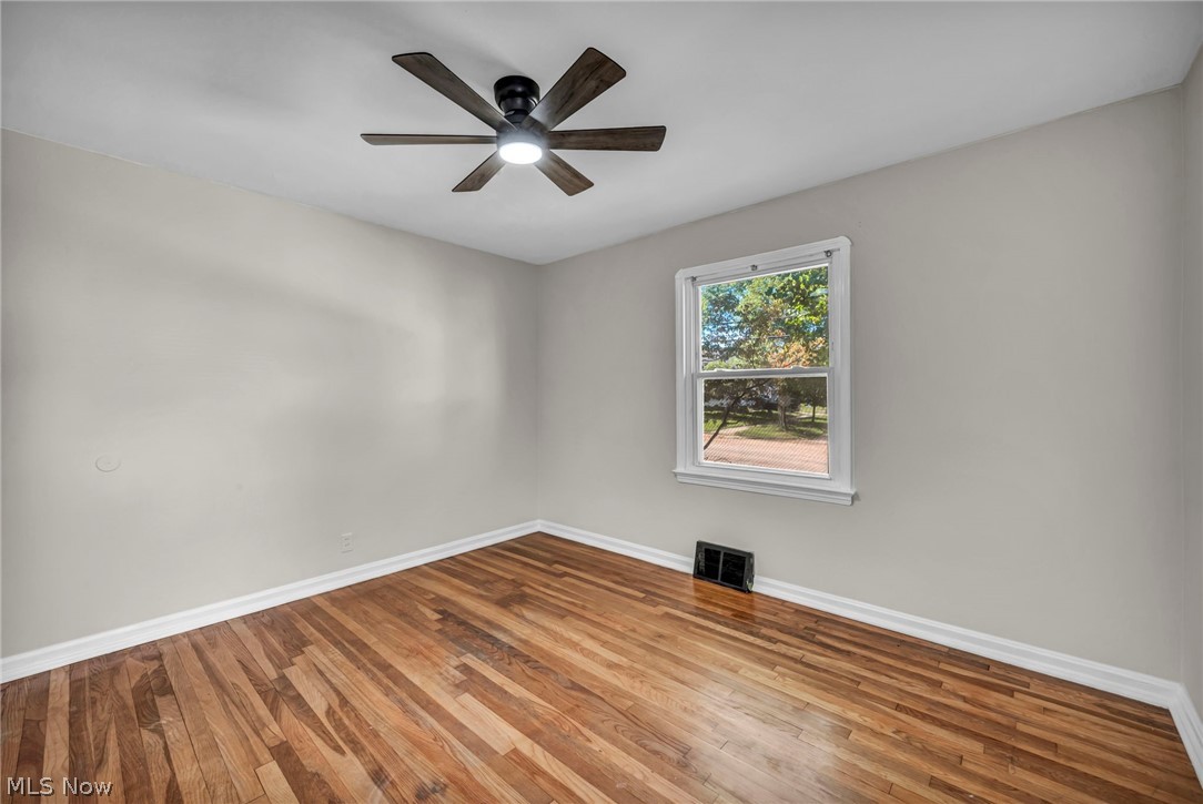 60 Greencroft Road Bedford OH 44146