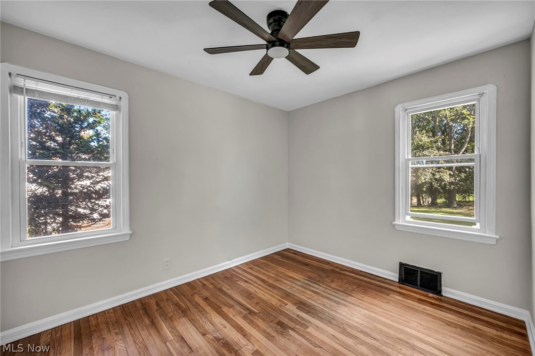 60 Greencroft Road Bedford OH 44146