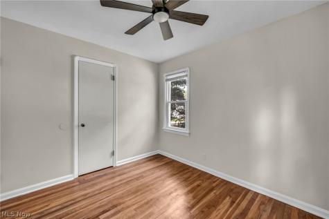60 Greencroft Road Bedford OH 44146